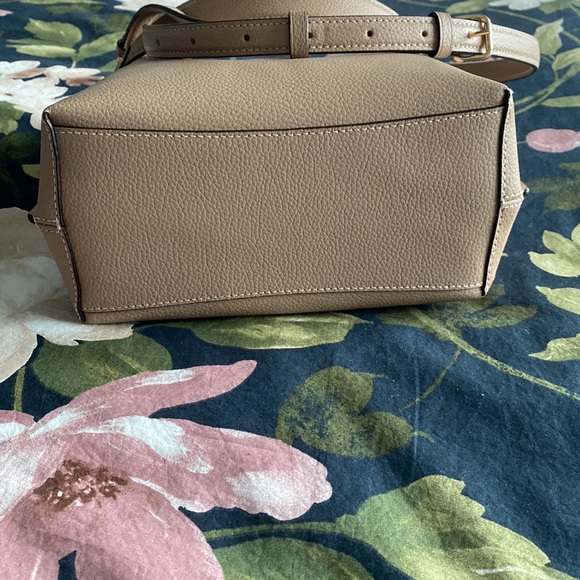 Coach Mollie Bucket Bag 22 - Picture 4 of 5